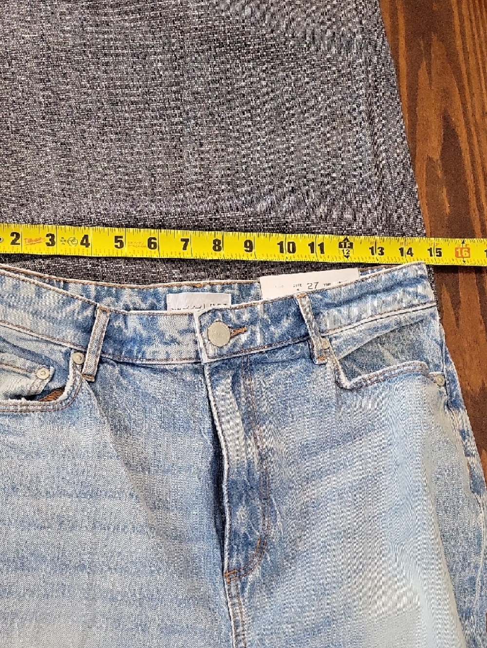 LOFT The CURVY High Waist Boyfriend Jeans, 27/4, Light Wash, Summer - Picture 7 of 10